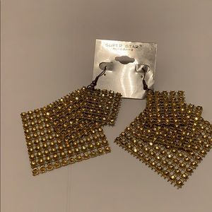 Super star gold dazzling earrings